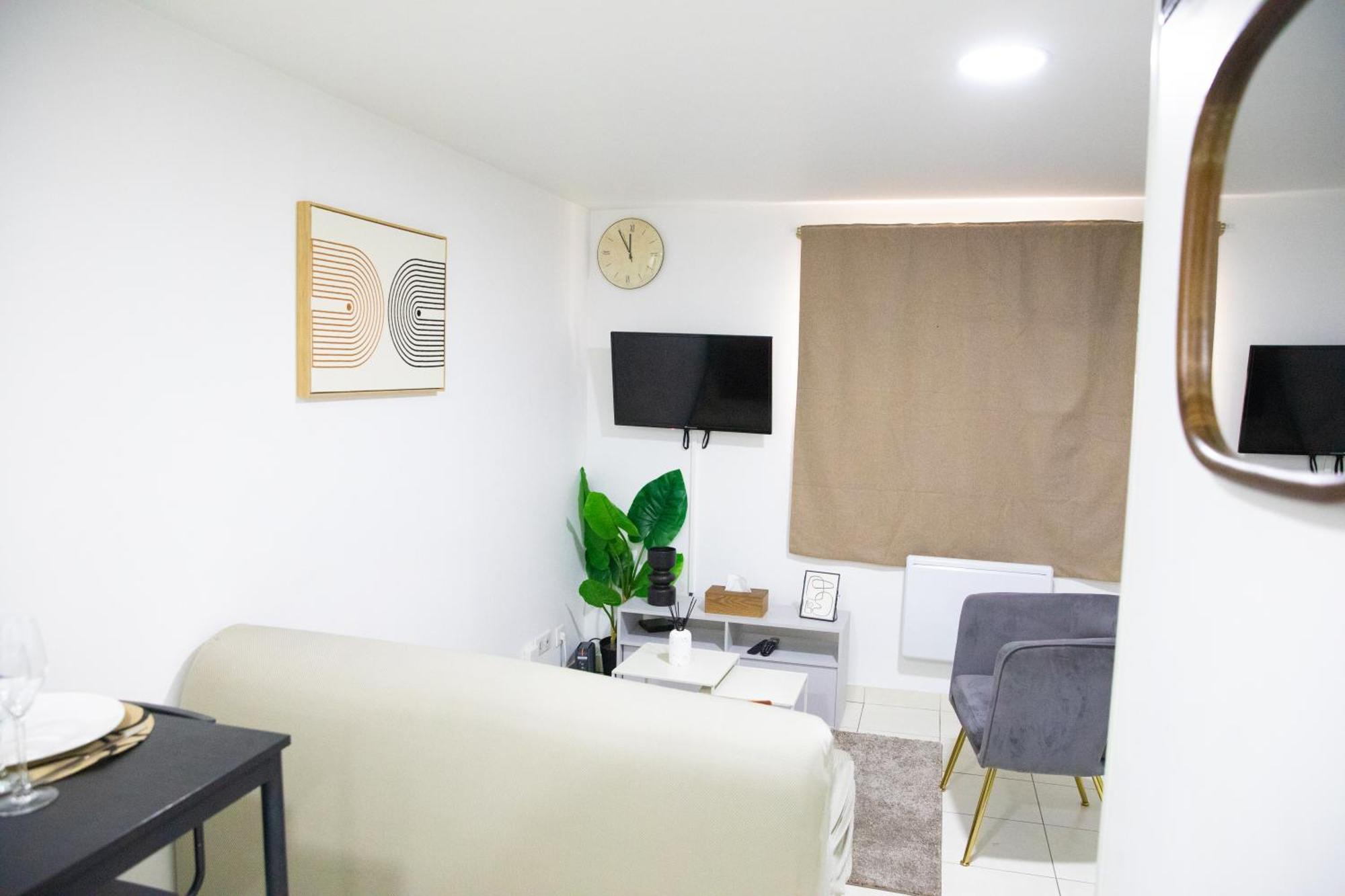 Le Relax Place - Metro 5 Bobigny Zewnętrze zdjęcie