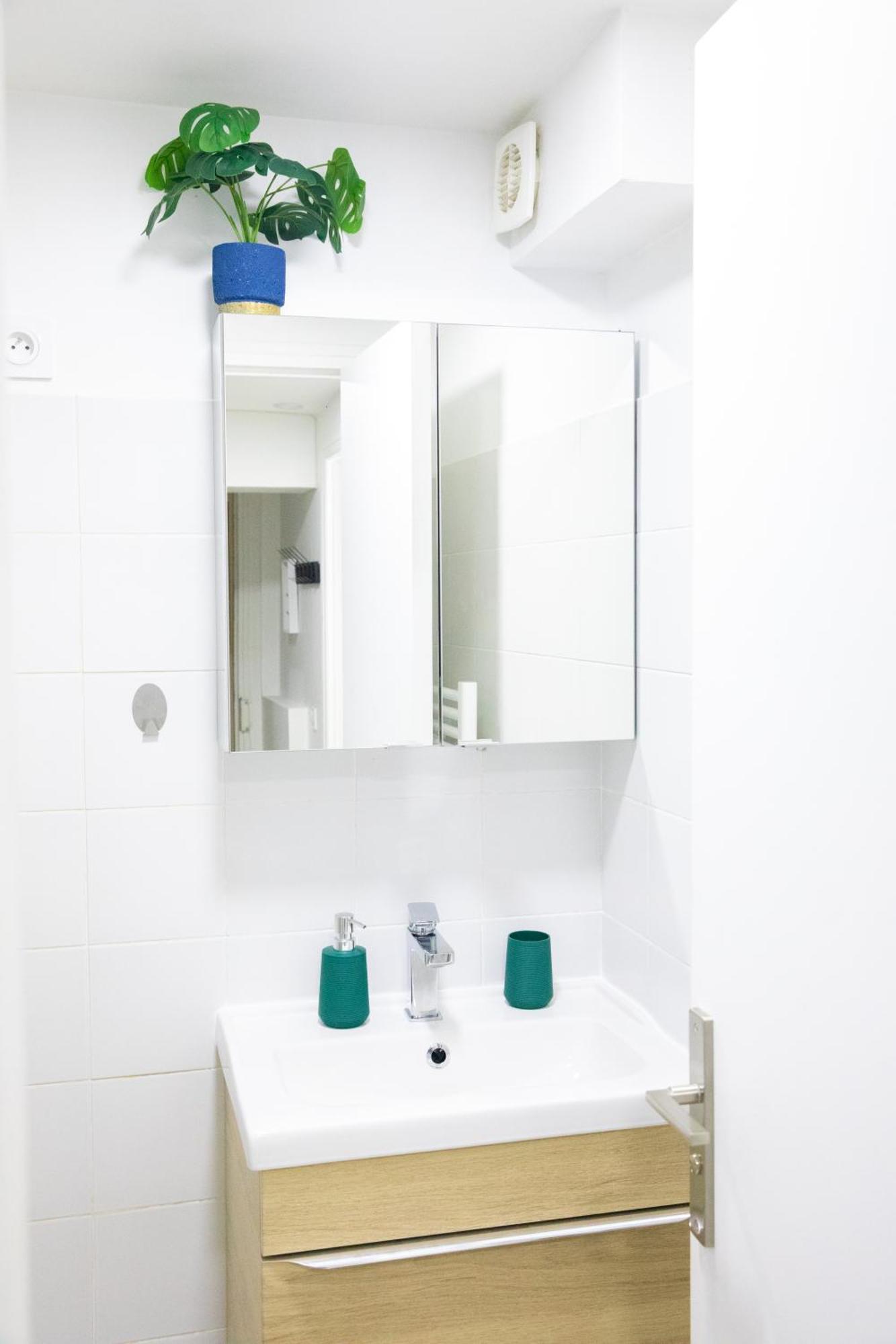 Le Relax Place - Metro 5 Bobigny Zewnętrze zdjęcie
